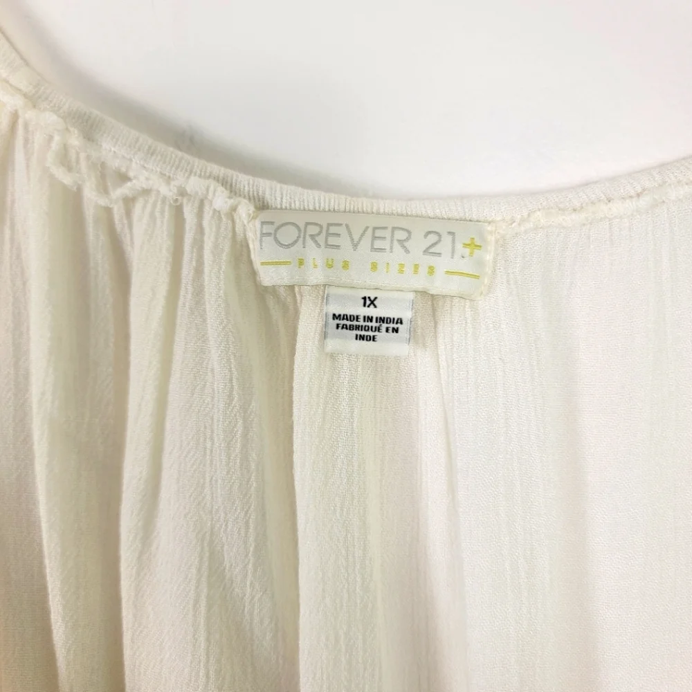 Forever 21 Plus 1X Boho White Blue Red Embellished 3/4 Sleeve Blouse Rayon - Picture 5 of 9